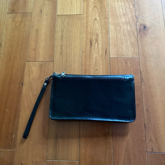 NEW Patricia Nash Black Leather Wristlet Clutch 8 X 5 With RFID - Picture 3 of 6